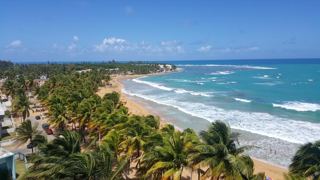 Condominium Playa Azul 1 Luquillo Eksteriør billede